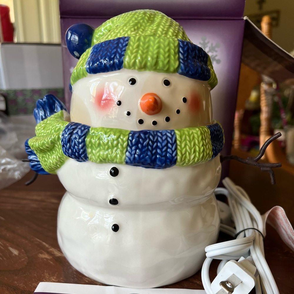 Scentsy Snowman Warmer